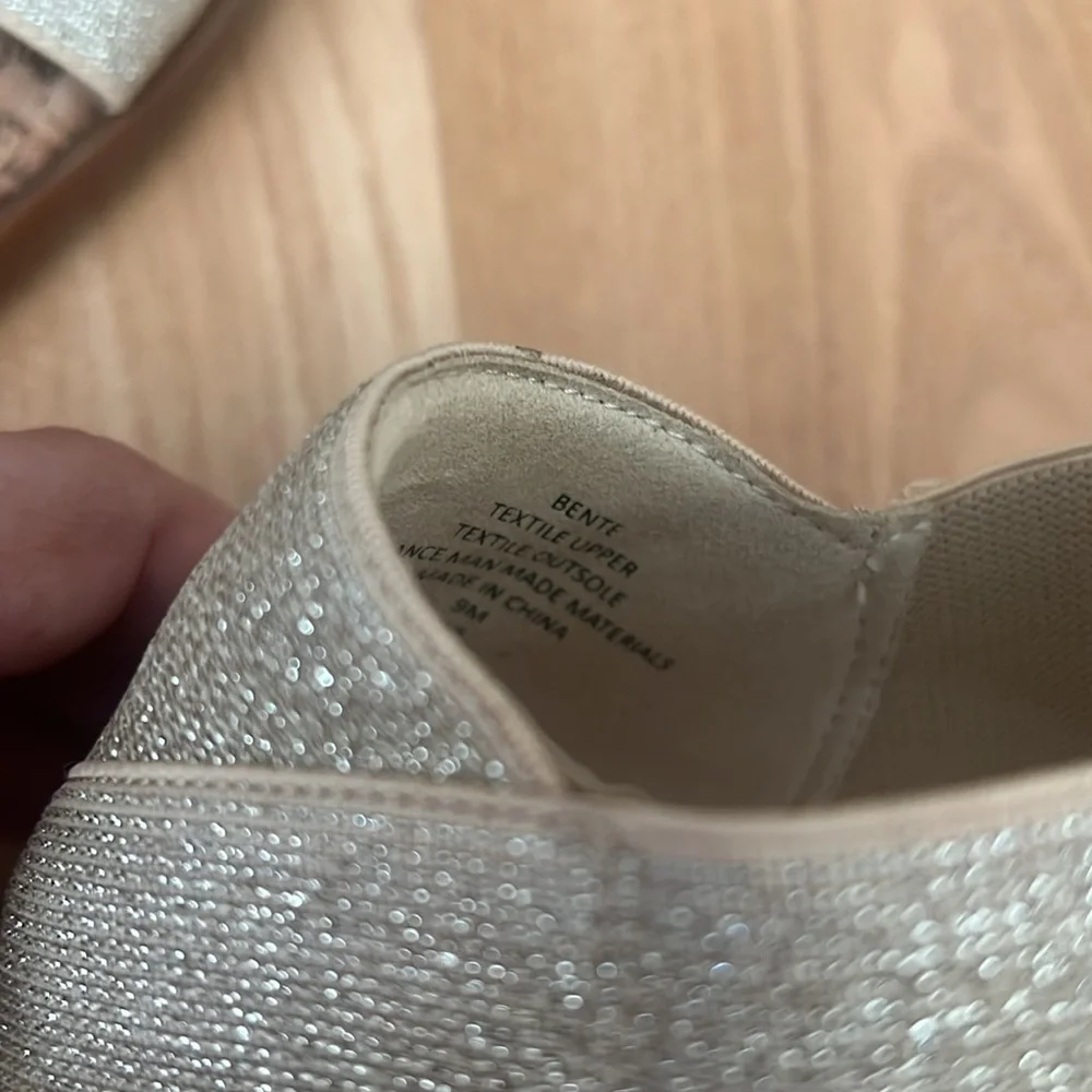 Aerosoles Gold & Silver Glitter Elastic Ankle Strap Cork Flat Sandals Womens 9M
